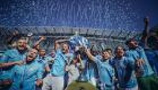 الصحف الإنجليزية تحتفي بـ10 سنوات إماراتية في قيادة السيتي