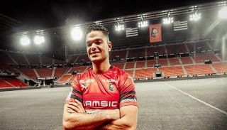 الفرنسي حاتم بن عرفة