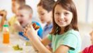 5 عادات غذائية صحية لطفلك في أيام الدراسة