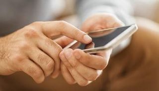  تطبيقات الهواتف الذكية تذكّر مرضى القلب بتناول أدويتهم