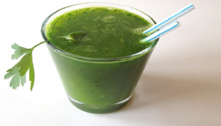 ما هي فوائد عصير البقدونس