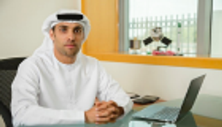 رئيس اللجنة العليا لبرنامج الإمارات لرواد الفضاء يشيد باختيار المنصوري والنيادي