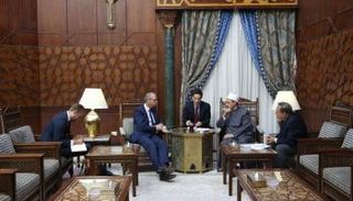 شيخ الأزهر الدكتور أحمد الطيب أثناء لقائه سفير هولندا في القاهرة