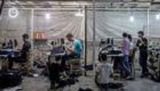 نظام أردوغان يستغل اللاجئين.. أعمال شاقة دون رواتب ولا إجازات 