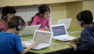 بريطانيا تحذر فيسبوك وجوجل وتويتر بشأن الإساءة للأطفال على الإنترنت