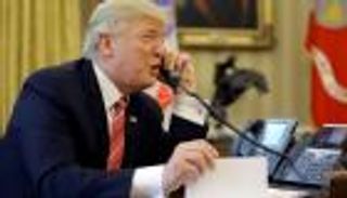 البيت الأبيض: ترامب يتابع مستجدات طائرة "طيران الإمارات"