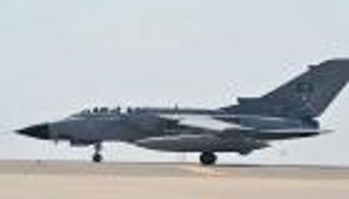 بمساندة مقاتلات التحالف.. الجيش اليمني يحبط محاولة تسلل حوثية بتعز