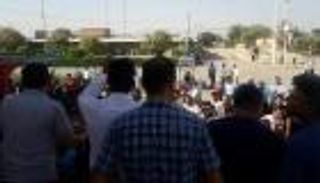 إيران المأزومة تنتهج الفصل التعسفي للعمال بسبب "عجز الرواتب"