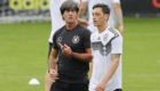 لوف: عودة مسعود أوزيل لمنتخب ألمانيا غير واردة