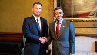 الشيخ عبدالله بن زايد آل نهيان ووزير الخارجية البريطاني جيريمي هانت