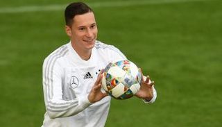 يوليان دراكسلر