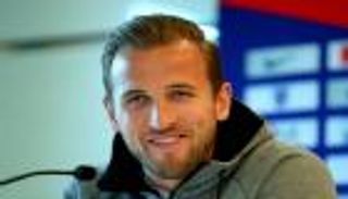 هاري كين: من الصعب مقارنتي بميسي ورونالدو