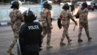 فرض حظر التجوال في سائر أنحاء مدينة البصرة العراقية