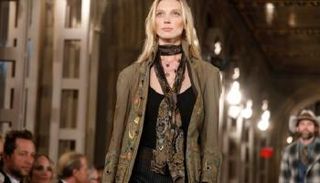 رالف لورين يبدع في تصميماته بأسبوع نيويورك للموضة