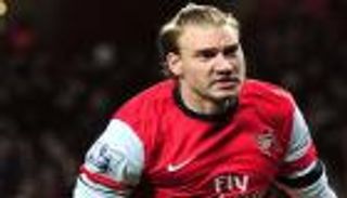 إلقاء القبض على لاعب أرسنال السابق