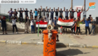 بعد البصرة.. متظاهرو ذي قار يطالبون بإنهاء النفوذ الإيراني بالعراق
