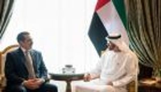 محمد بن زايد يبحث مع قائد التحالف الإسلامي العسكري جهود مكافحة الإرهاب