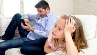 المظاهرة حملت شعار: 