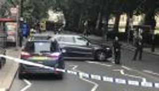 إعادة فتح محطة قطارات في لندن بعد فحص سيارة "مريبة"