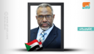 معتز موسى يؤدي اليمين الدستورية رئيسا لوزراء السودان