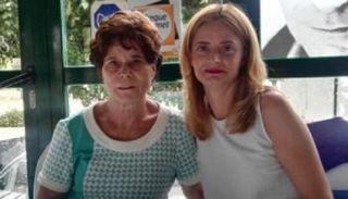 بعد 45 عاما.. آنا بيلين تلتقي والدتها الحقيقية