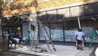 الإعصار فلورنس يقترب من الساحل الشرقي للولايات المتحدة