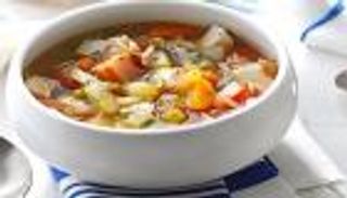 طريقة عمل شوربة الخضار الصحية