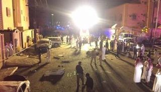 آثار شظايا صاروخ حوثي بنجران - أرشيفية