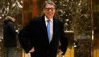 وزير الطاقة الأمريكي يشيد بالسعودية وروسيا في ضبط سعر النفط