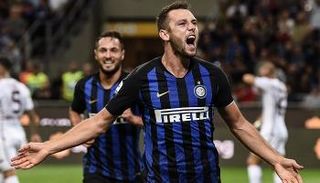 دي فري بقميص إنتر