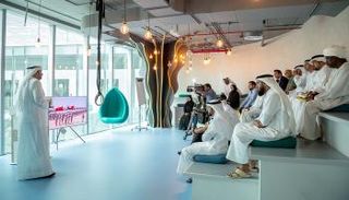 جانب من الجلسة النقاشية للبرنامج