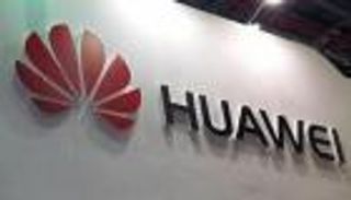 هواوي تطرح هاتفا ذكيا بشاشة قابلة للطي خلال عام