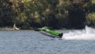 زورق أبوظبي 1 يسجل أسرع زمن في جولة الفورمولا 2 بالبرتغال