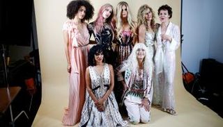 مجموعة مميزة من فساتين السهرة لعام 2019