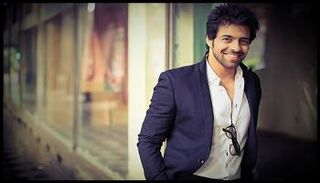 النجم الهندي هيمانشو مالهوترا 