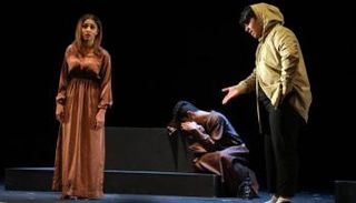 عروض مسرحية في نسخة سابقة من مهرجان كلباء