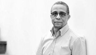 الكاتب الجزائري "ياسمينة خضرا" 