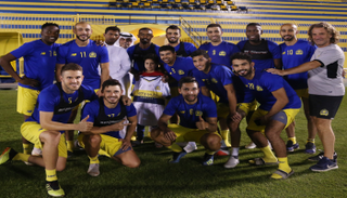 لاعبو النصر 
