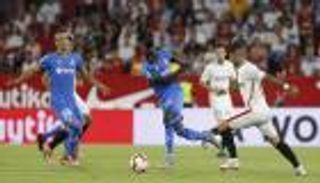 خيتافي يسقط إشبيلية بهدفين في الدوري الإسباني