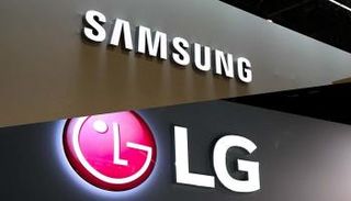 مسؤولو سامسونج وإل جي يرافقون رئيس كوريا الجنوبية إلى بيونج يانج