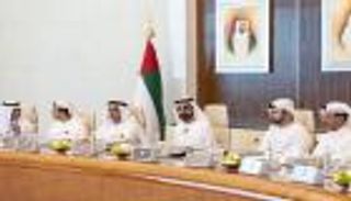 الإمارات تمنح تأشيرة طويلة الأمد للوافدين بعد إحالتهم للتقاعد