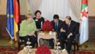 بالفيديو.. ظهور نادر لبوتفليقة خلال استقباله أنجيلا ميركل