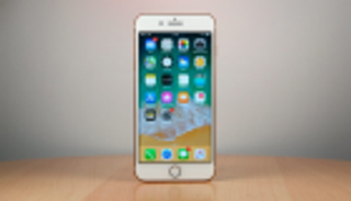 6 أسباب لشراء آيفون 8 بدلا من آيفون Xs