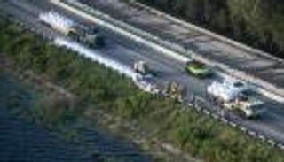 إعصار فلورنس يغلق 1500طريق في نورث كارولاينا