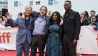 القائمة الكاملة لجوائز مهرجان تورنتو السينمائي الـ43