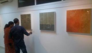 أعمال  نعمان جعفر  تناقش أسئلة الهجرة والاندماج