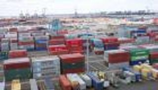 تجارة دبي الخارجية ترتفع إلى 645 مليار درهم في النصف الأول من 2018