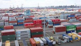 نمو التجارة الخارجية غير النفطية لدبي في 6 أشهر 