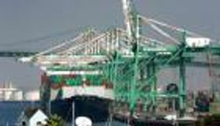 جلفتينر الإماراتية تفوز بإدارة ميناء أمريكي