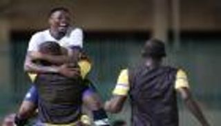 "هاتريك" موسى يقود النصر لاعتلاء صدارة الدوري السعودي